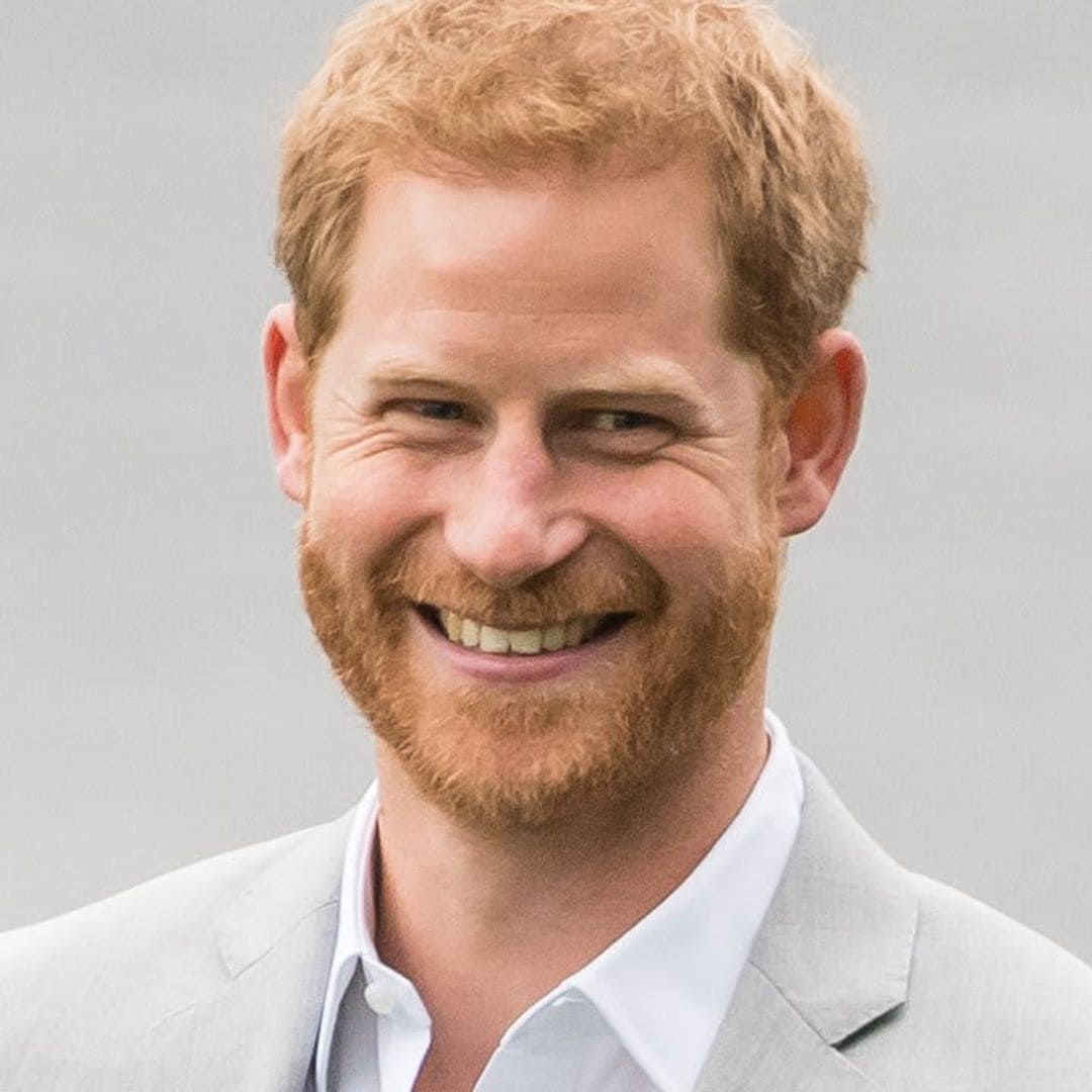 Does Prince Harry actually have a ponytail?