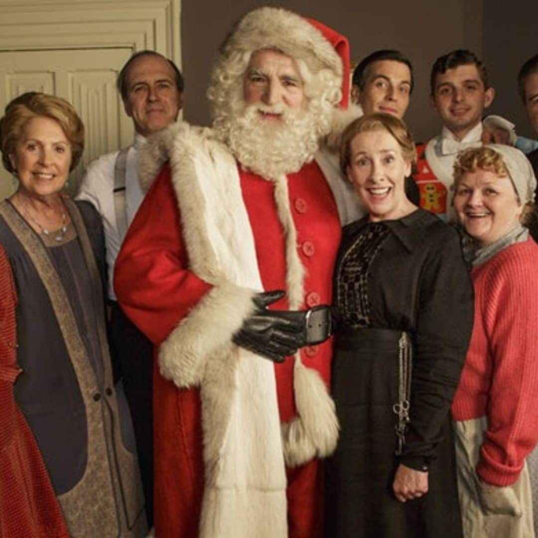 'Downton Abbey' cast gets into the holiday spirit in hilarious new clip for charity: Video