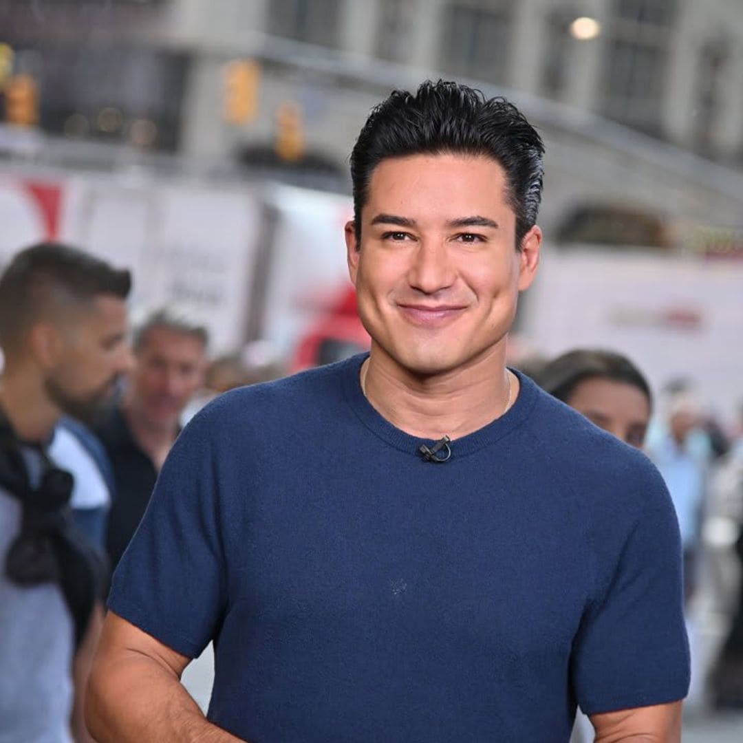 Mario Lopez celebrates his birthday shirtless and looking better than ever