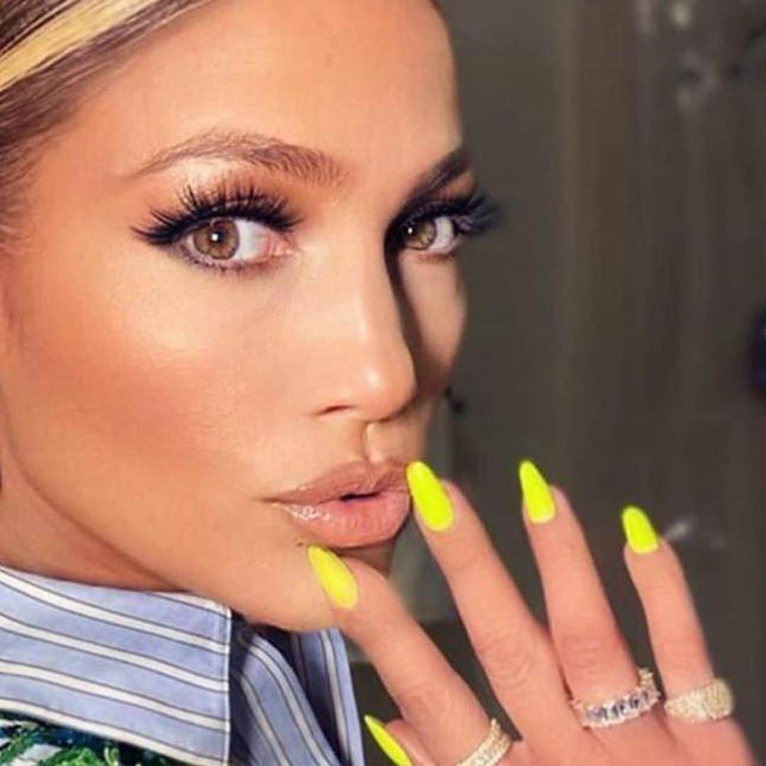 Jennifer Lopez’s cool new look - tiger stripe highlights and electric yellow manicure