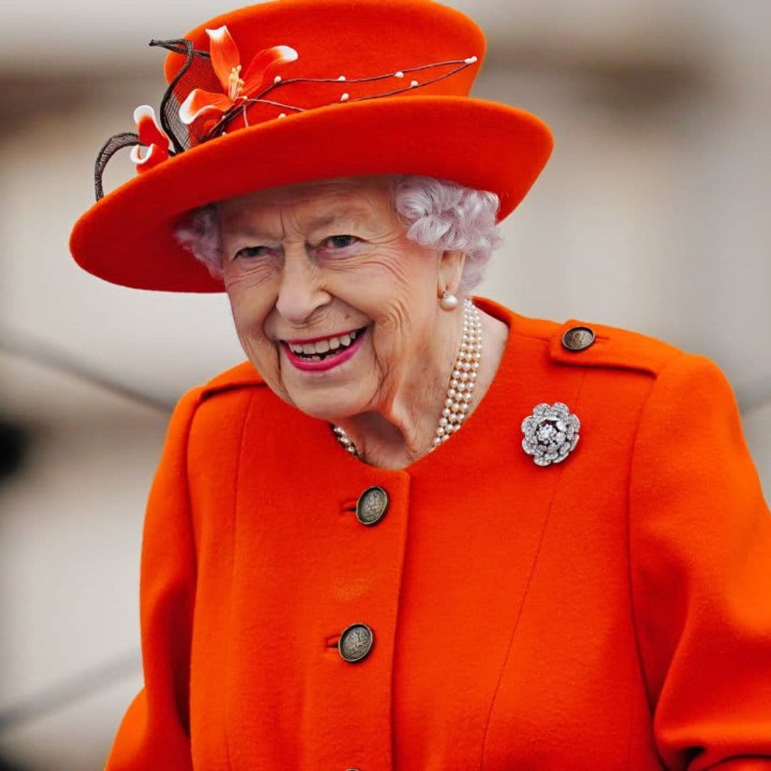 Queen Elizabeth in ‘good spirits’ after hospital stay