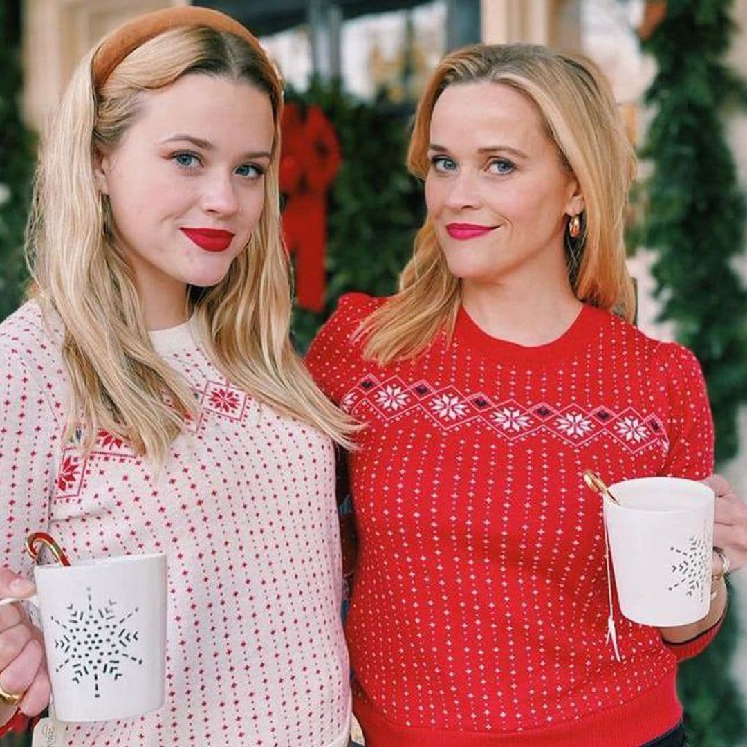 Reese Witherspoon had to her beg her daughter to take this holiday picture