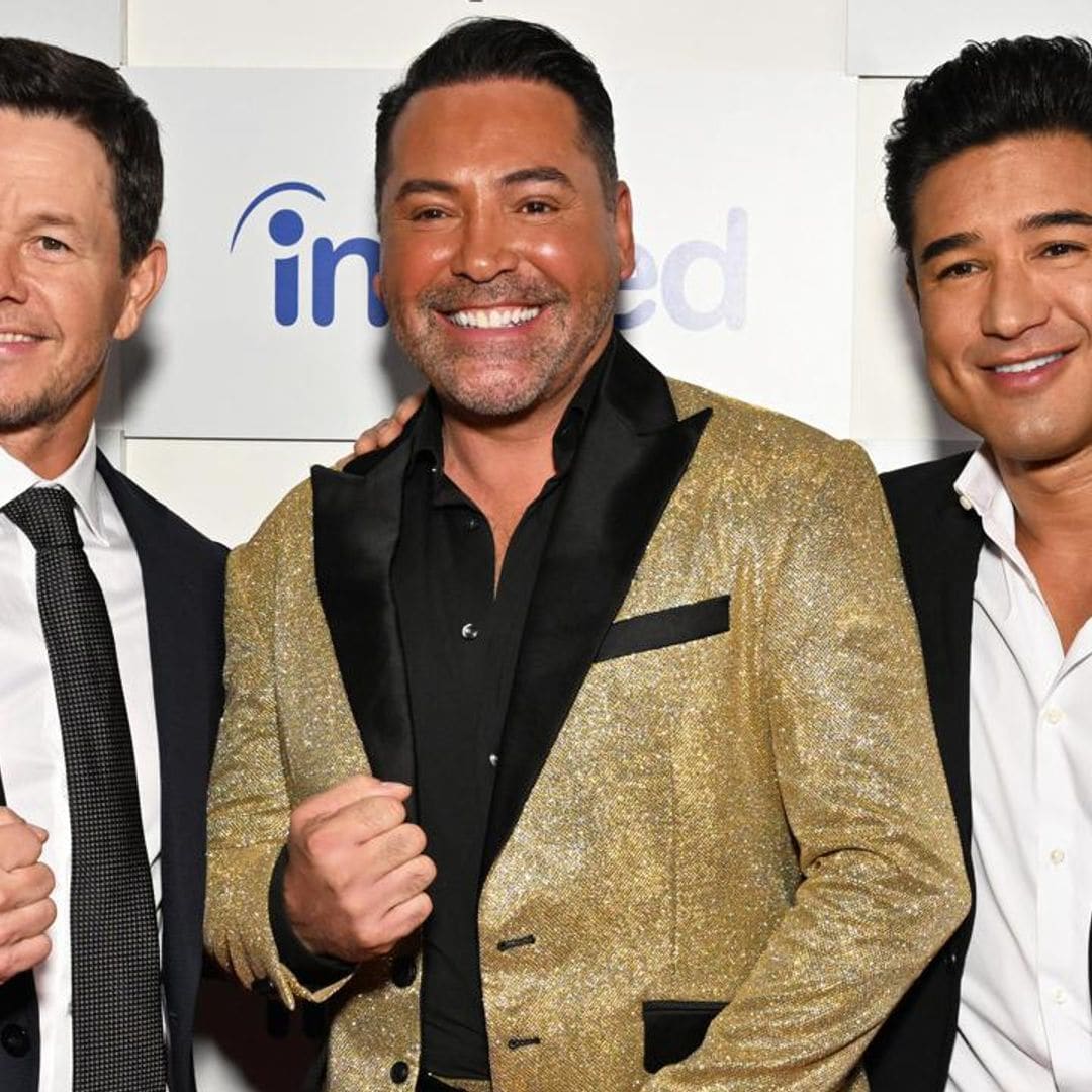 Oscar De La Hoya poses with Mark Wahlberg and Mario Lopez at ‘The Golden Boy’ world premiere at Tribeca