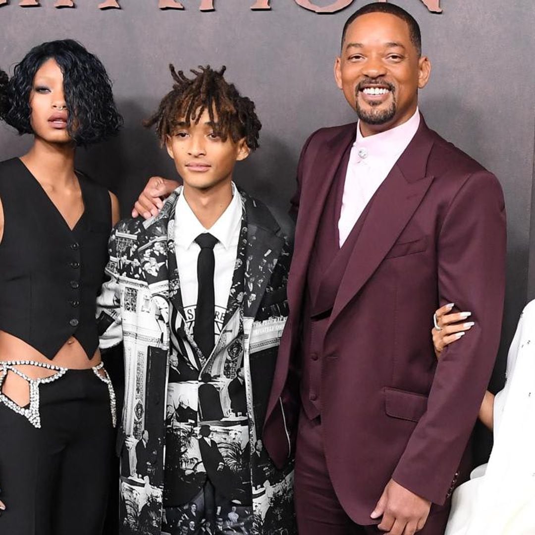 Christmas with the Smiths! Will, Jada, and the kids pose in ugly sweaters