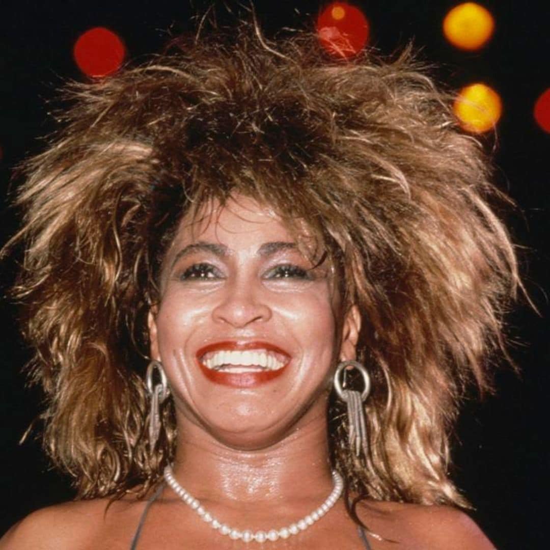 Broadway theater to dim marquee lights for Tina Turner, a traditional Broadway ceremony