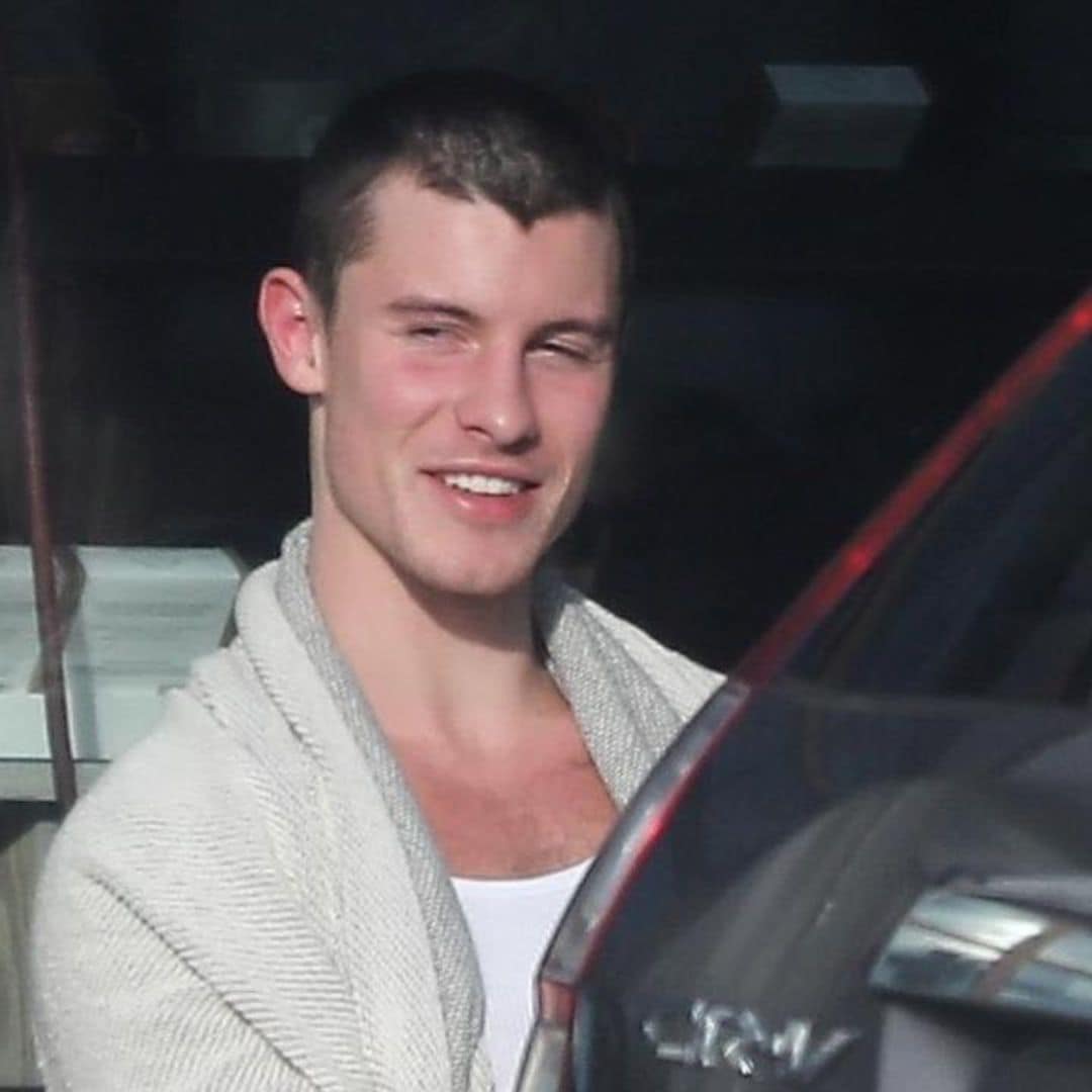 Shawn Mendes changes his wavy hair for a fresh new buzzcut