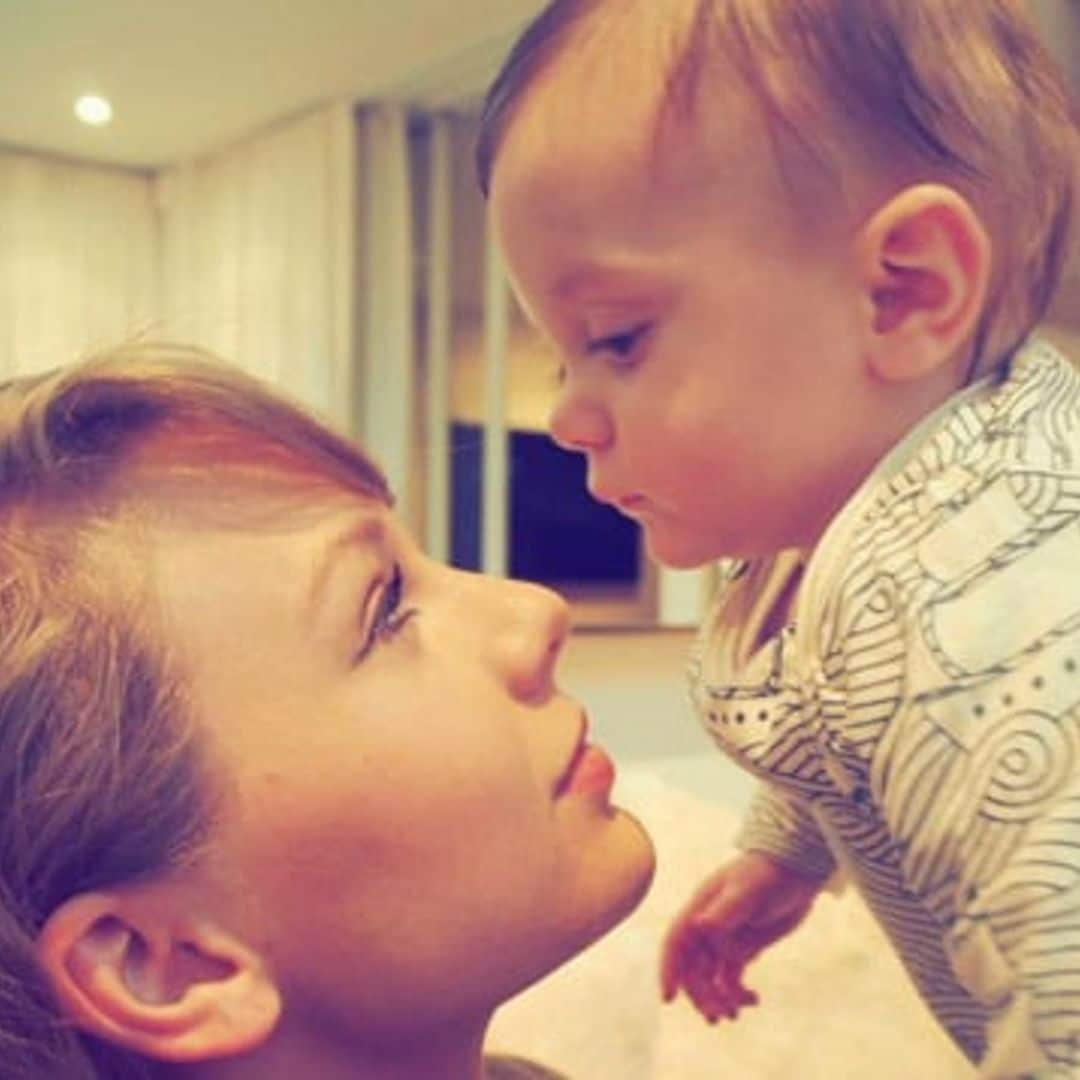 Taylor Swift spends some quality time with Jaime King and her godson Leo