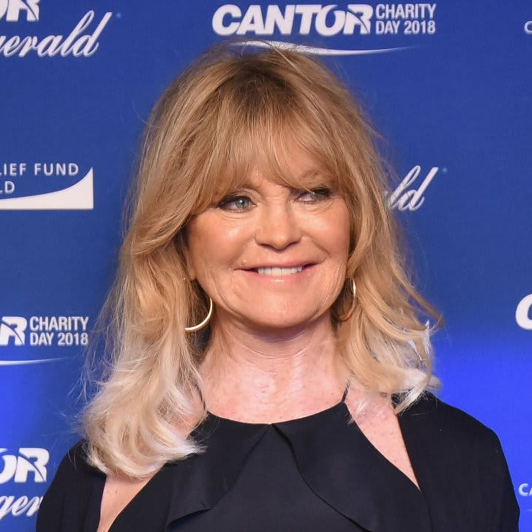 Goldie Hawn proves age is just a number as she dances to ABBA’s “Mamma Mia”