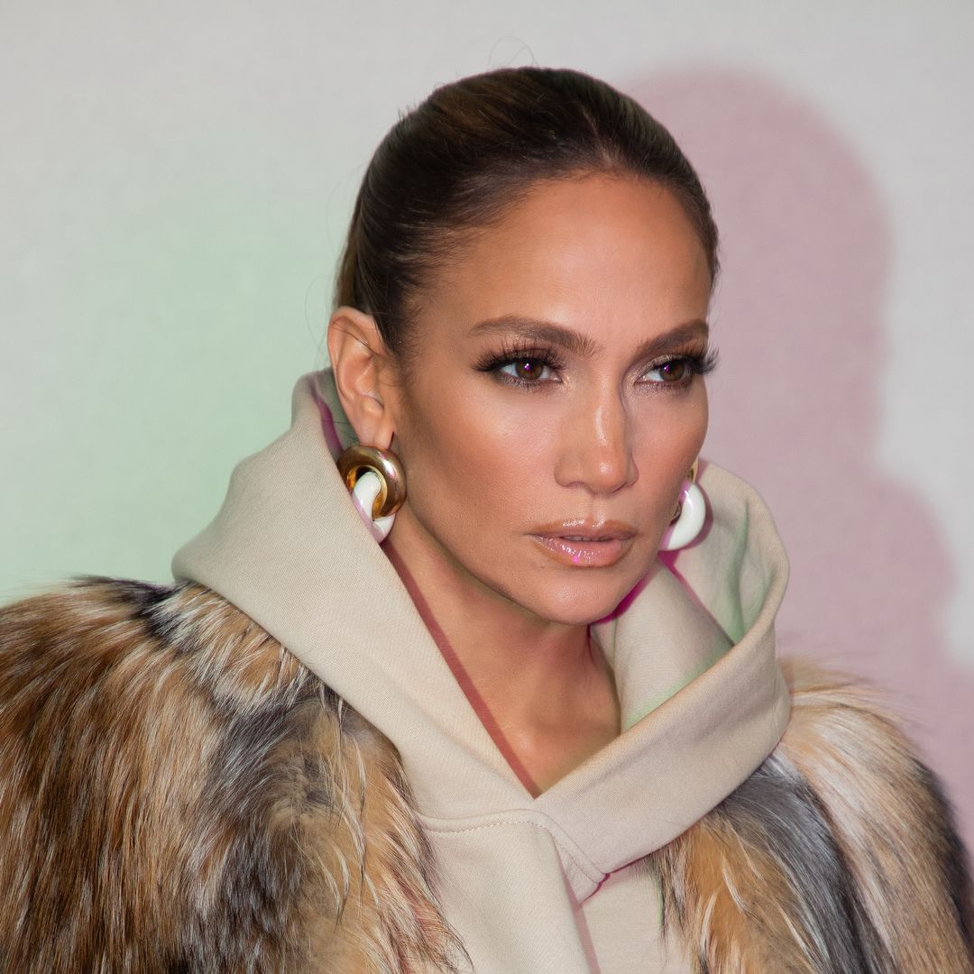 Jennifer Lopez says "happy days are here again" and shows off her incredible voice [WATCH]
