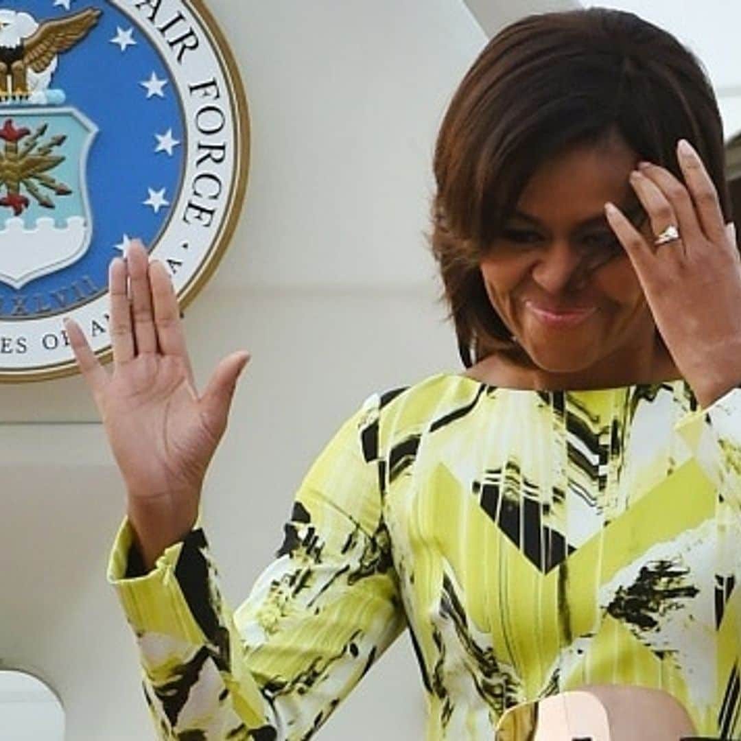 Michelle Obama makes a colorful fashion statement in Japan