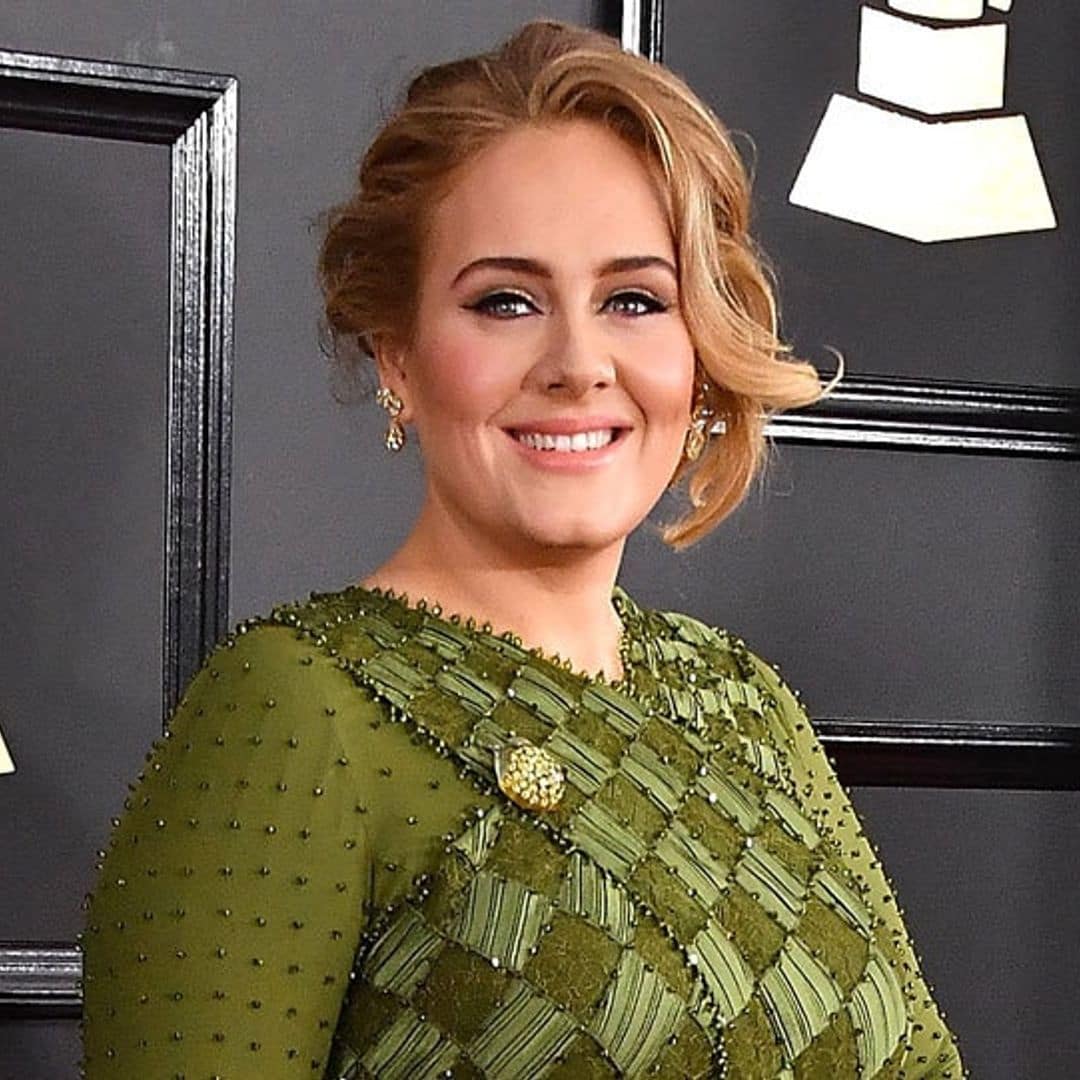 Create Adele's much-talked about beauty look from the Grammys at home