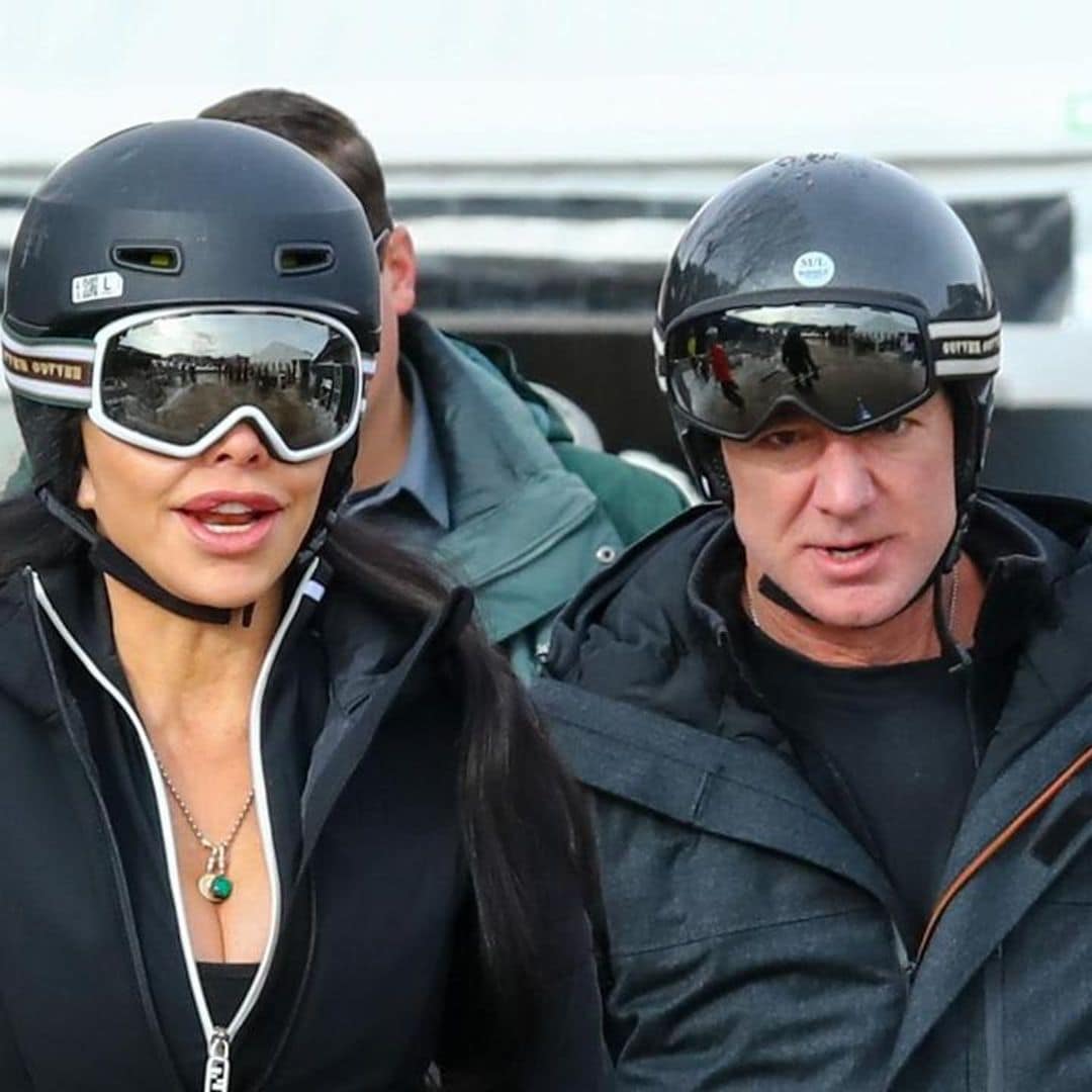 Lauren Sanchez and Jeff Bezos enjoy the Aspen slopes in matching outfits