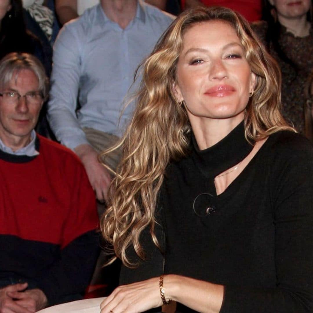 Gisele rescues a turtle and calls out her followers to ‘protect all animals’