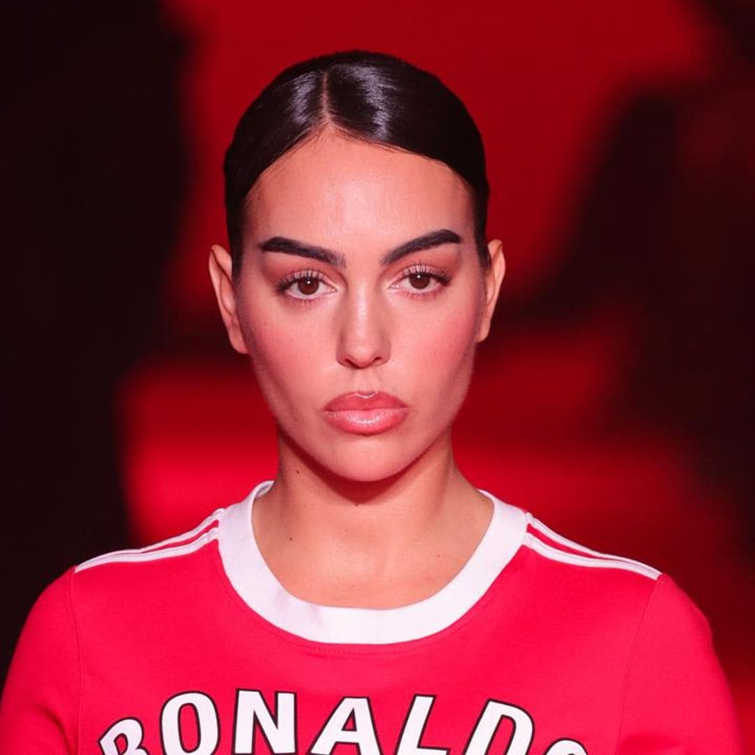 Georgina Rodríguez graces Paris Fashion Week’s runway in a Cristiano Ronaldo-signed jersey dress