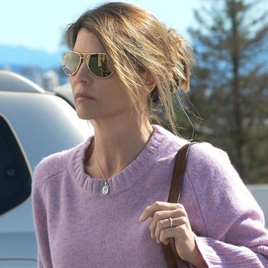 Lori Loughlin reports to prison to serve sentence