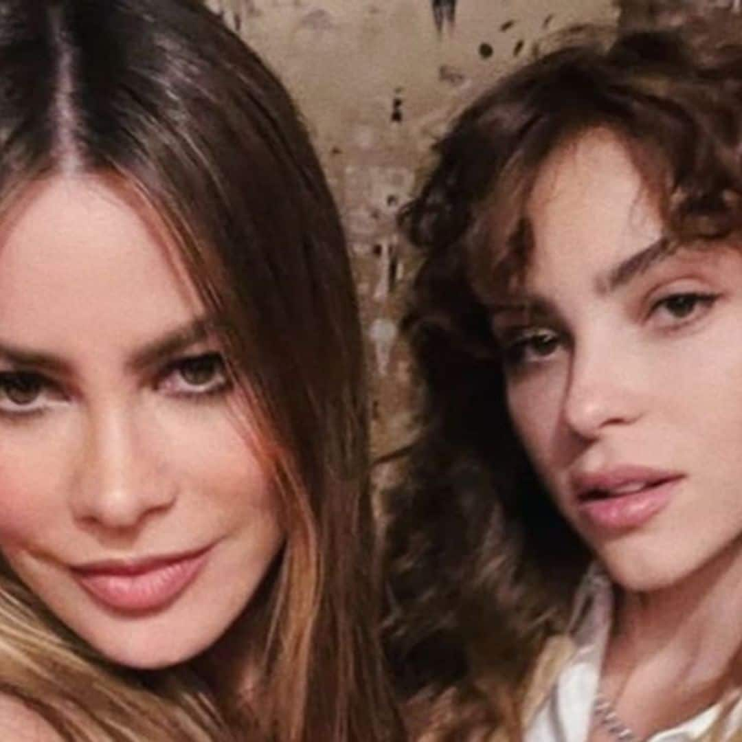 Sofia Vergara and Paulina Davila catch up and snap selfies