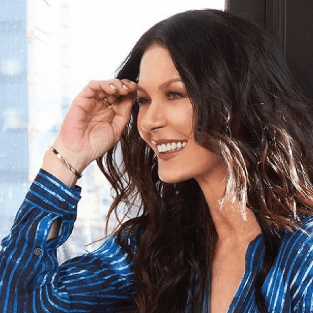 Catherine Zeta-Jones latest selfie proves she is the epitome of a Hollywood star