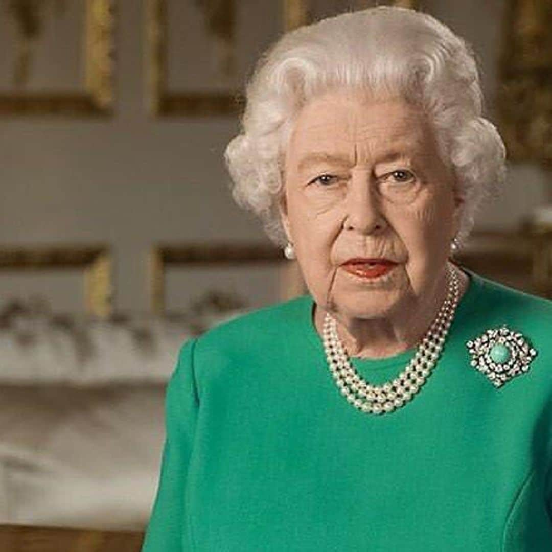 The special meaning behind Queen Elizabeth’s outfit for her historic TV address