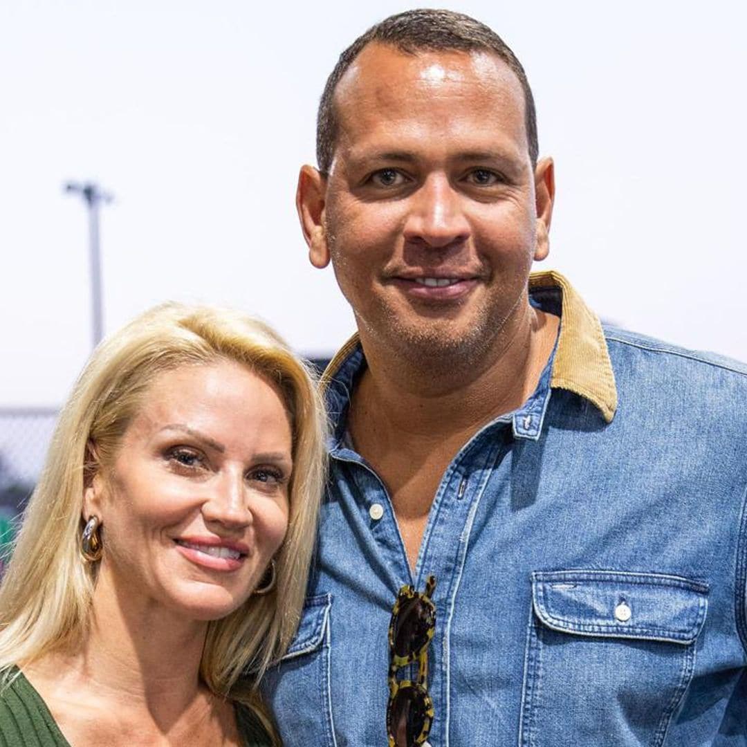 Alex Rodriguez and Jac Cordeiro are Instagram official