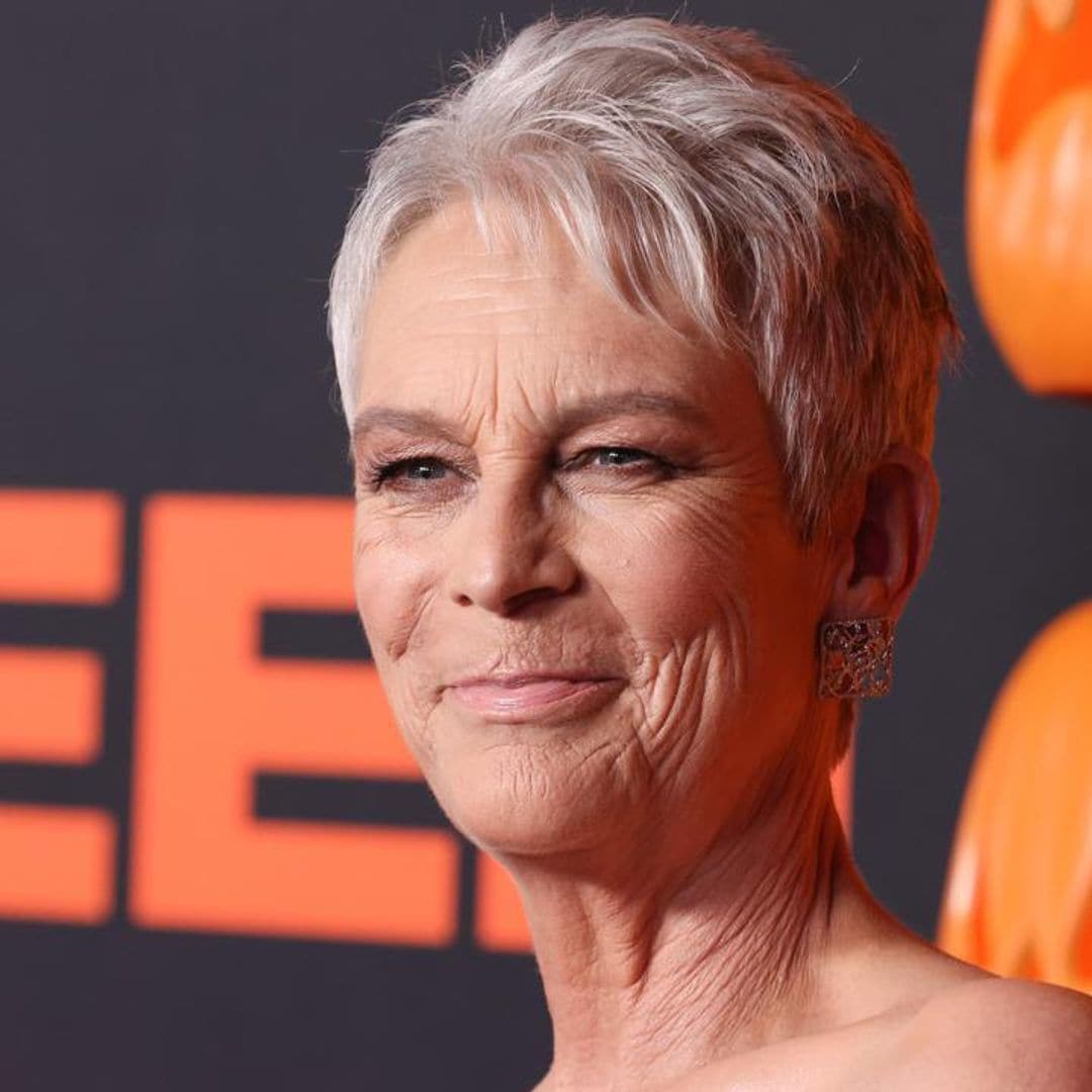 Jamie Lee Curtis is auctioning off her remaining ‘Halloween’ items for a good cause