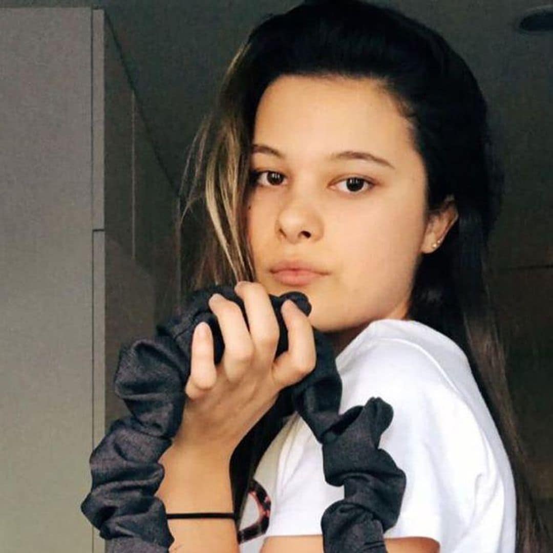 Alejandro Sanz's 18-year-old daughter makes her debut as a fashion designer