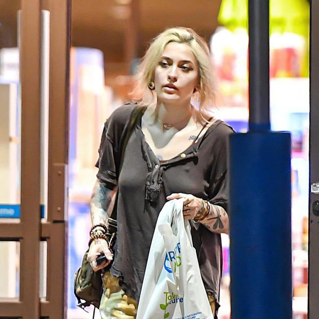 Paris Jackson wears a casual grunge outfit while out shopping