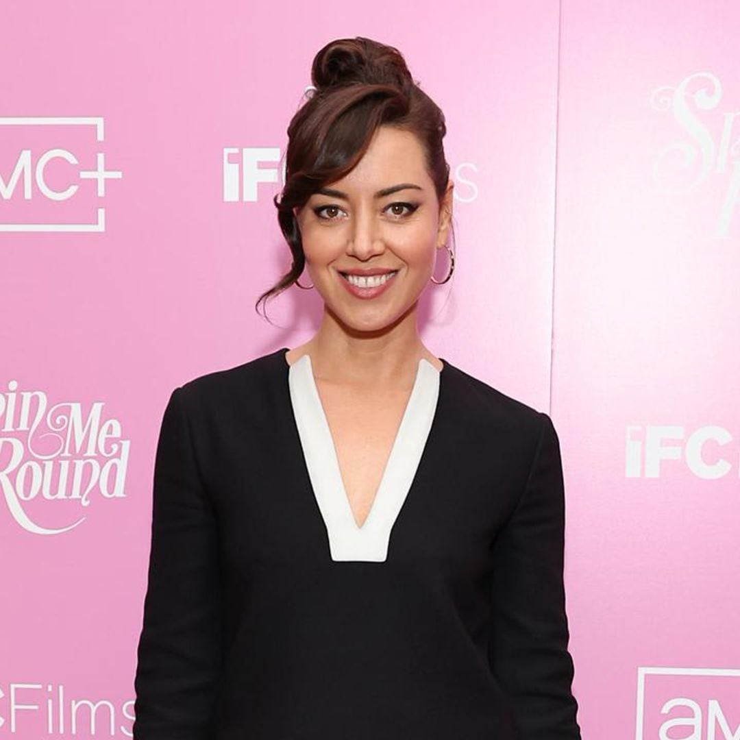 Aubrey Plaza talks about the time she gave her sister a stripper pole