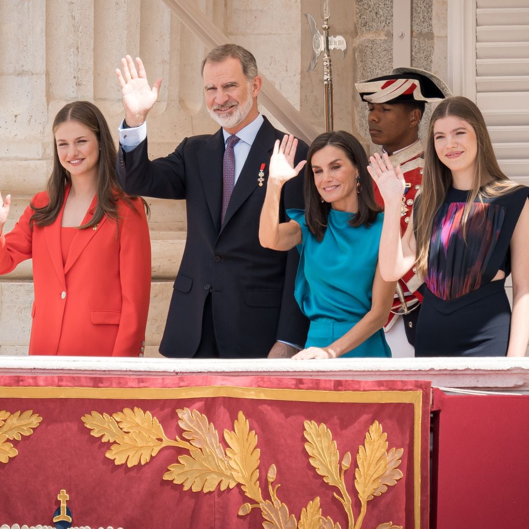 King Felipe and Queen Letizia's family Christmas card features a heartfelt tribute