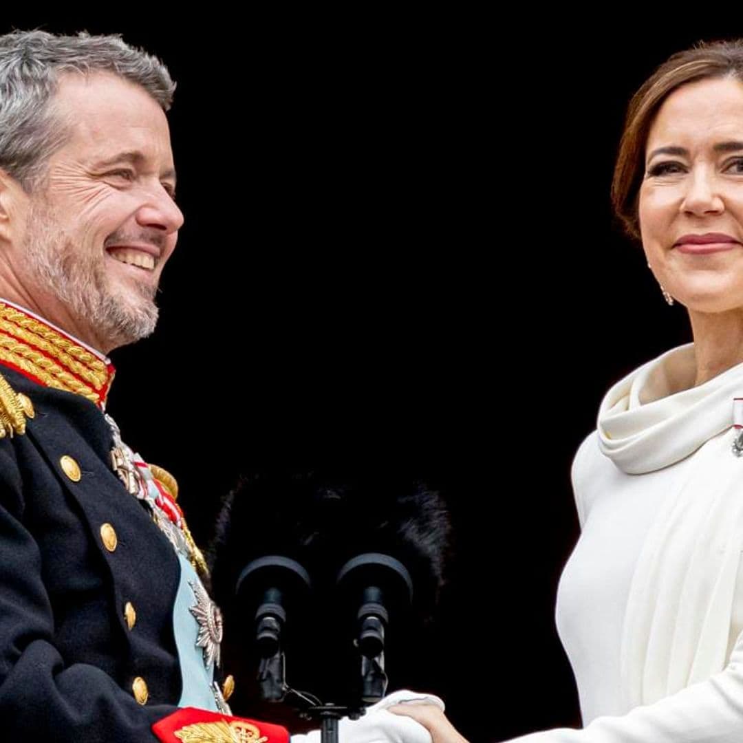 Queen Mary and King Frederik look so in love in official photo