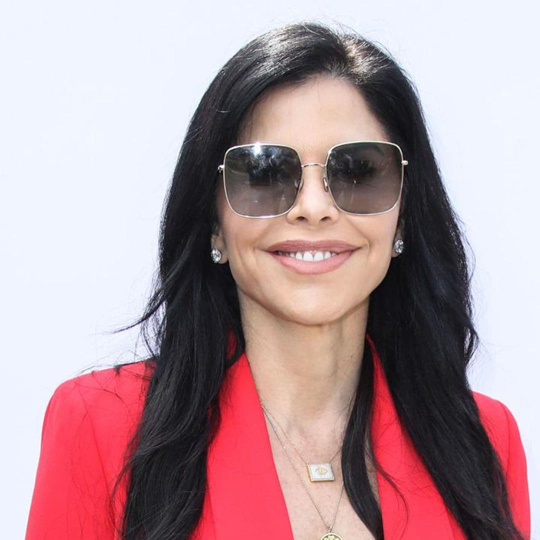 Lauren Sanchez looks like a bombshell in a body-hugging dress while grabbing dinner with Jeff Bezos