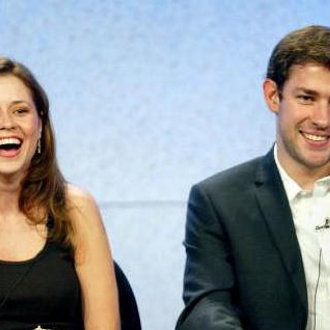 John Krasinski responds to Jenna Fischer saying they were 'genuinely in love'