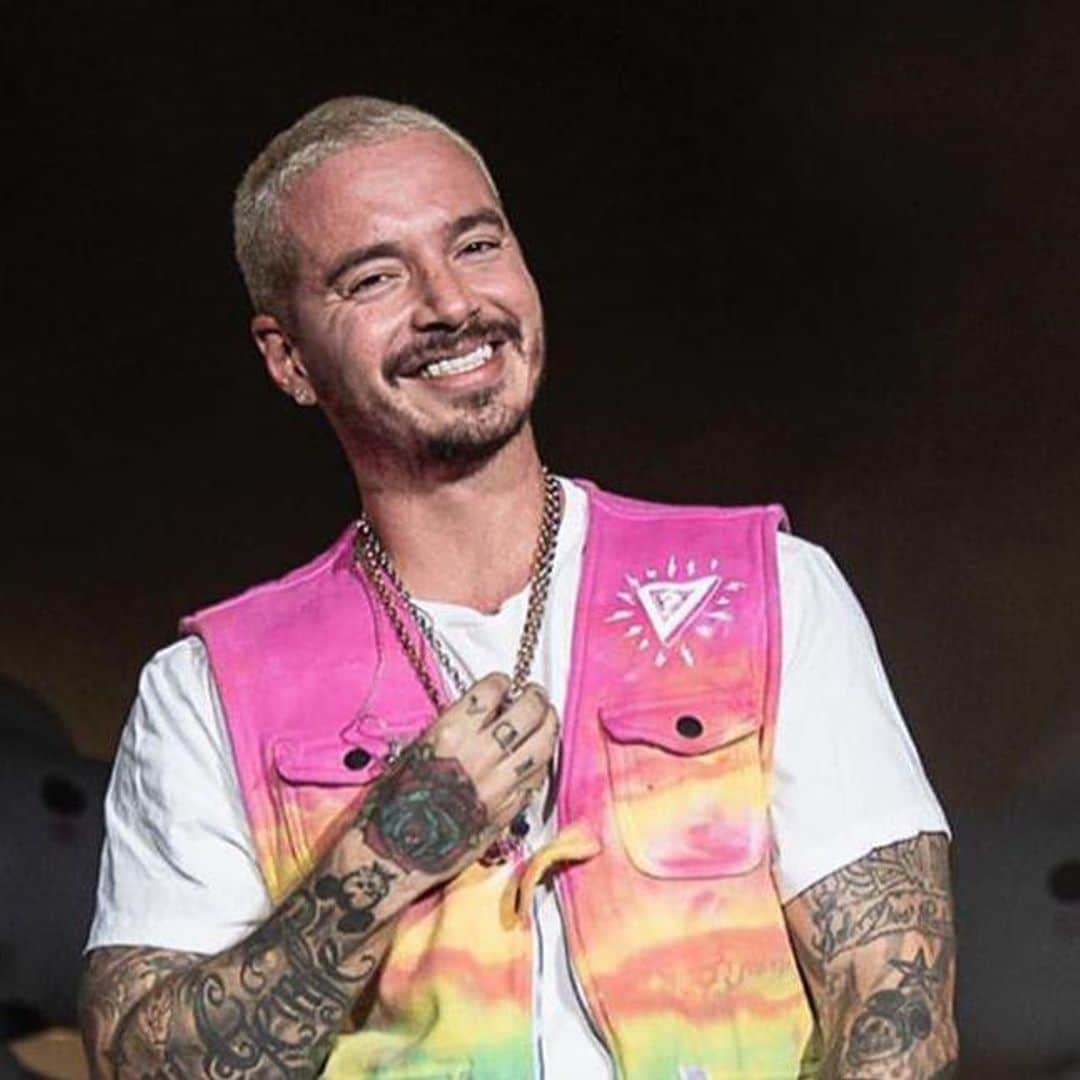 J Balvin’s ‘Rojo’ session with hearing impaired fans will move you to tears