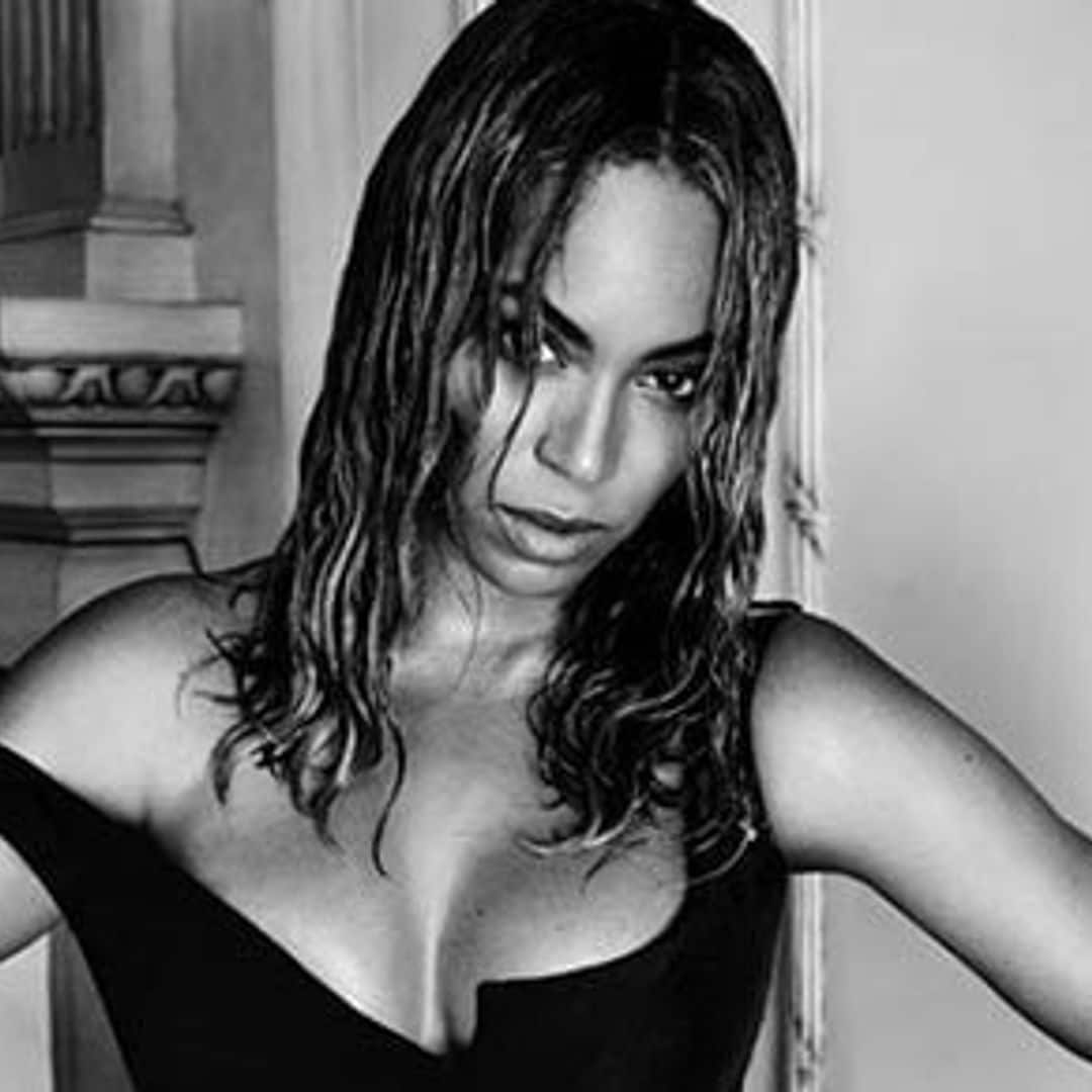 Beyoncé photographed by Mario Testino for Vogue September issue cover