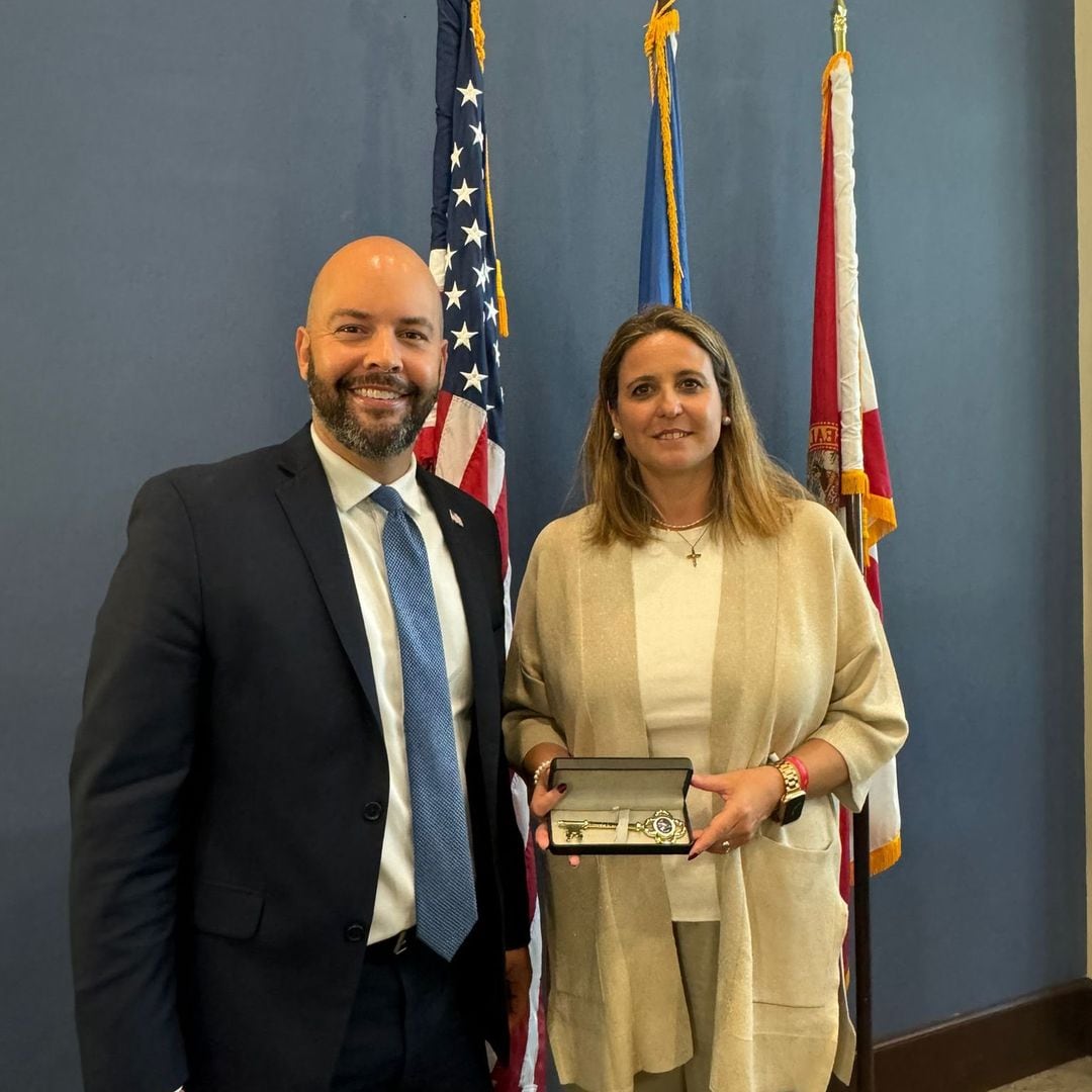 Angie Moreno with Manny Cid,  Mayor of Miami Lakes, who presented me with the Key to the City