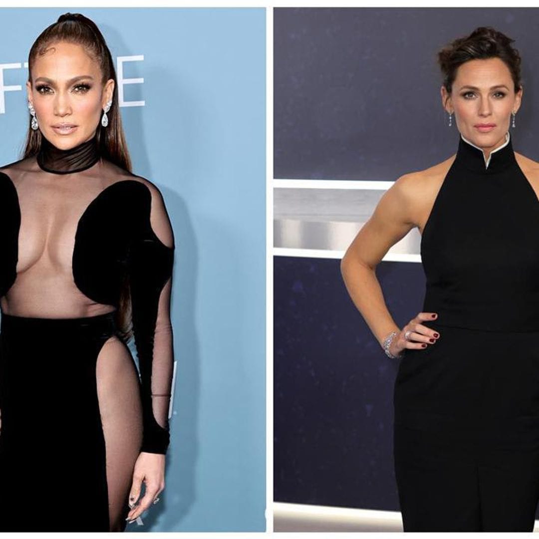 Jennifer Lopez & Jennifer Garner are gifting each other Christmas gifts