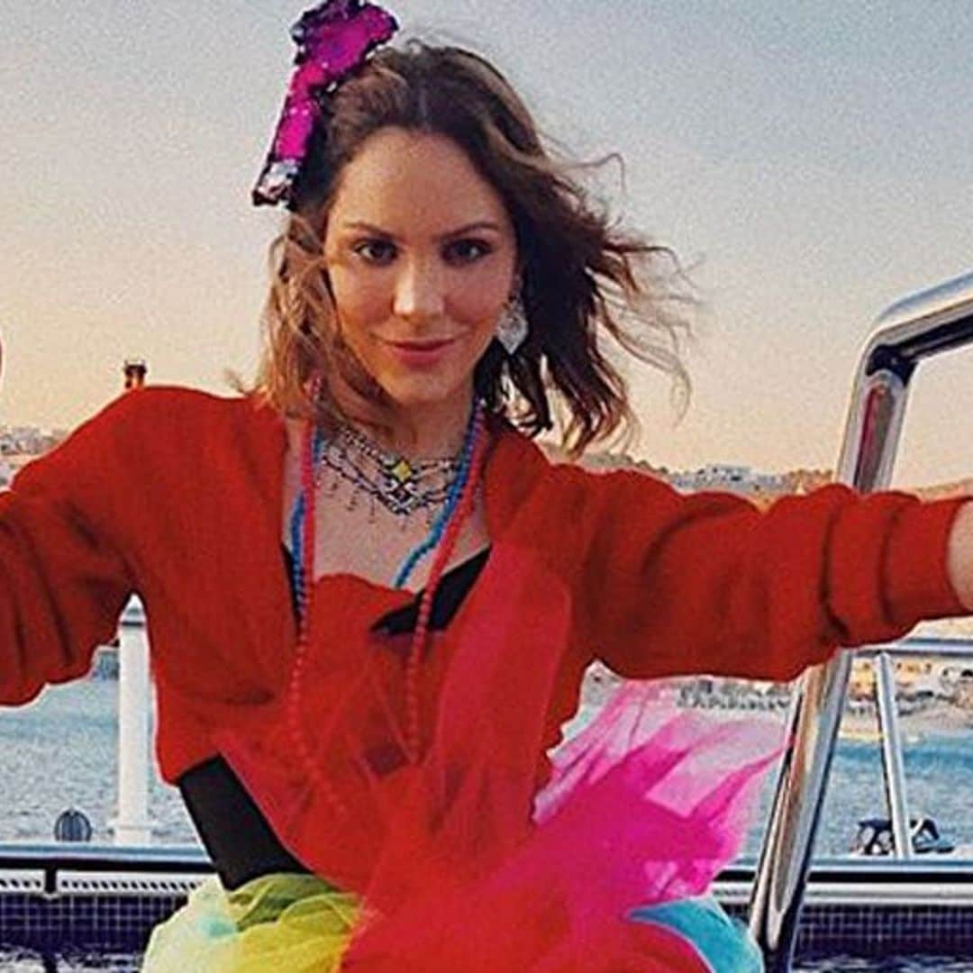 Katharine McPhee channels the '80s while on a boat party in Greece