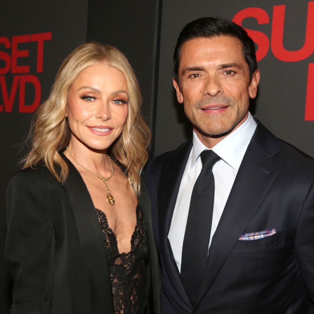 Kelly Ripa and Mark Consuelos steal the show on their date night