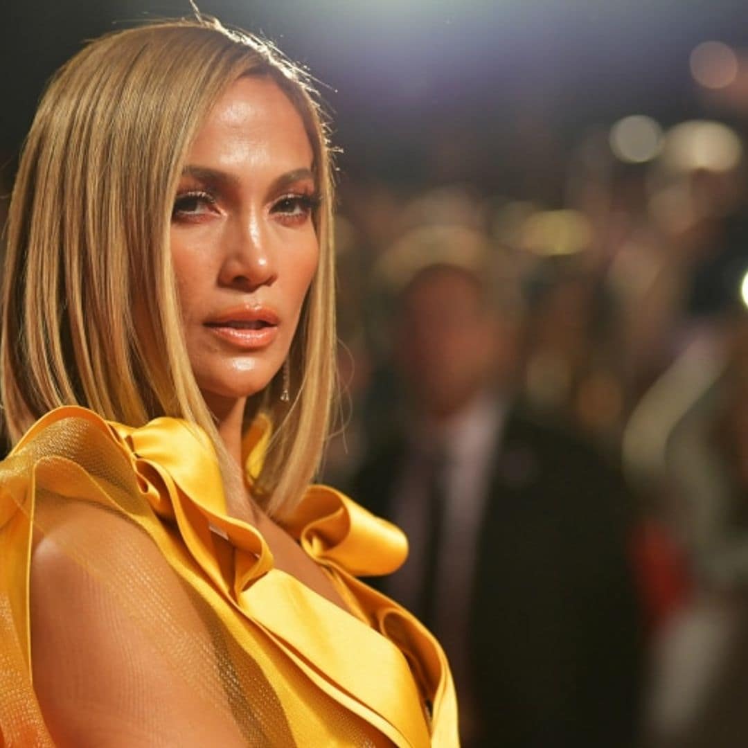 Jennifer Lopez goes blonde in epic 'Hustlers' premiere style and our jaws have dropped