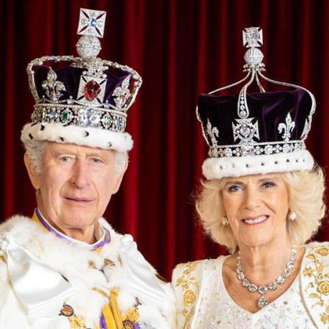 See which royal family members appeared in official coronation portrait with King and Queen