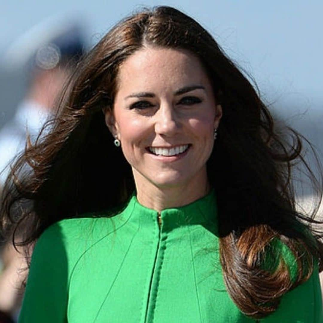 Kate Middleton recycles green coat for Chelsea Flower Show