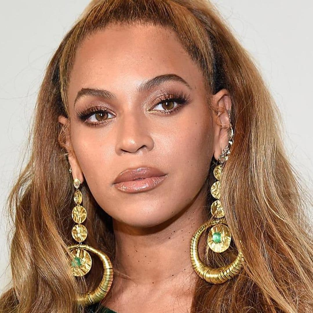 Get that glow! Check out Beyoncé’s easy highlighter dos and don’ts