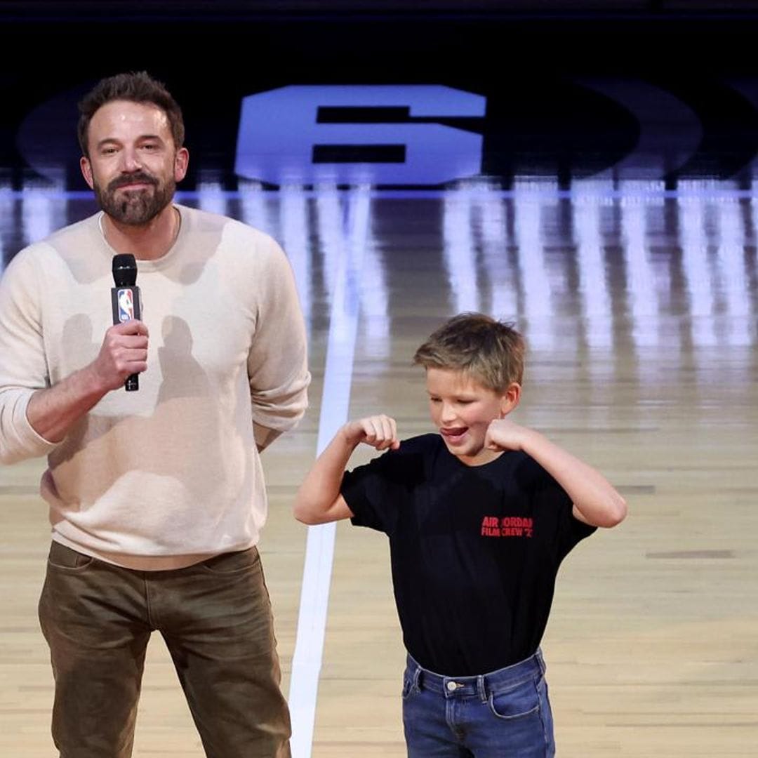 Ben Affleck and his son Samuel announce the teams at the 2023 NBA All-Star Celebrity Game