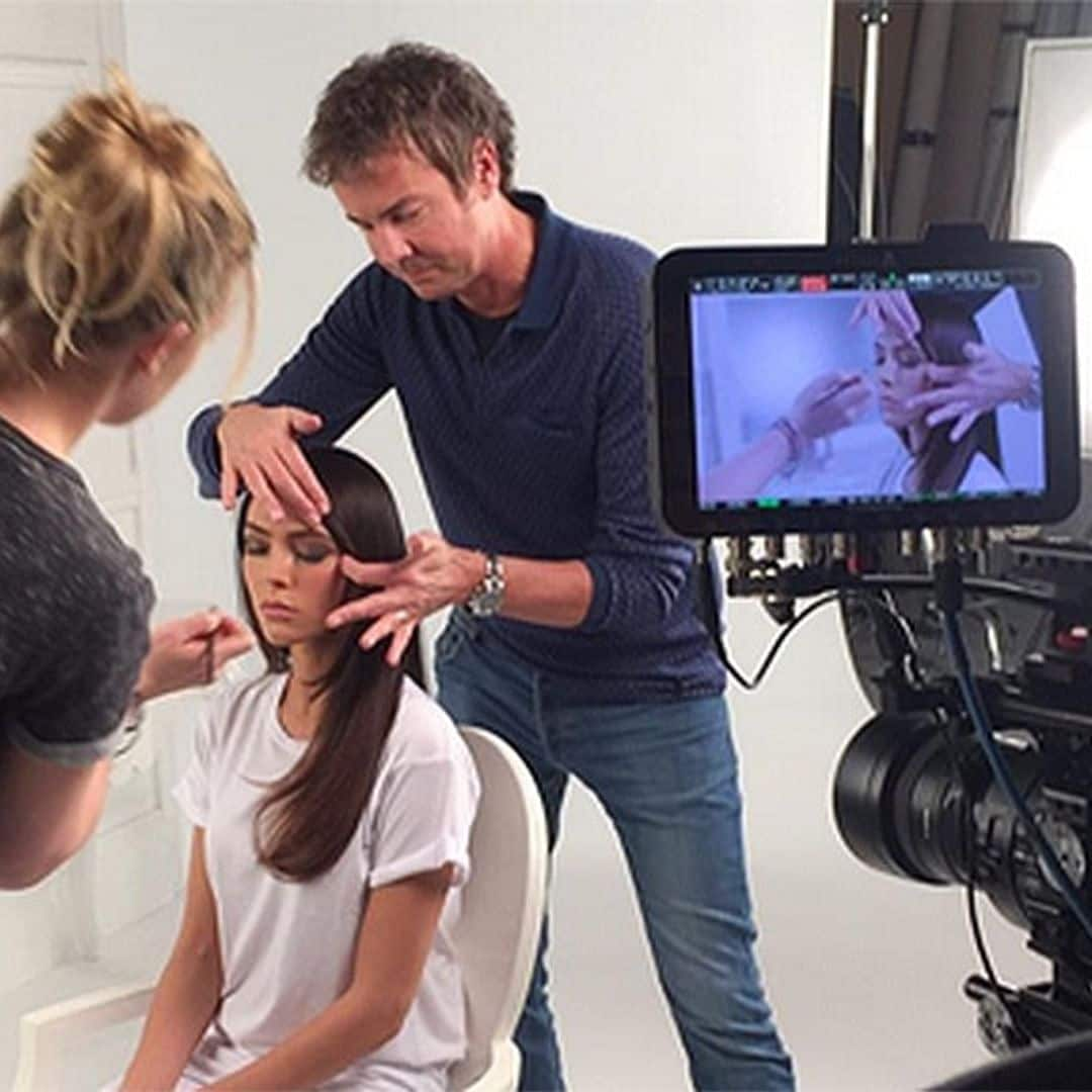 Celebrity hairstylist Richard Ward on how to choose blonde or brunette