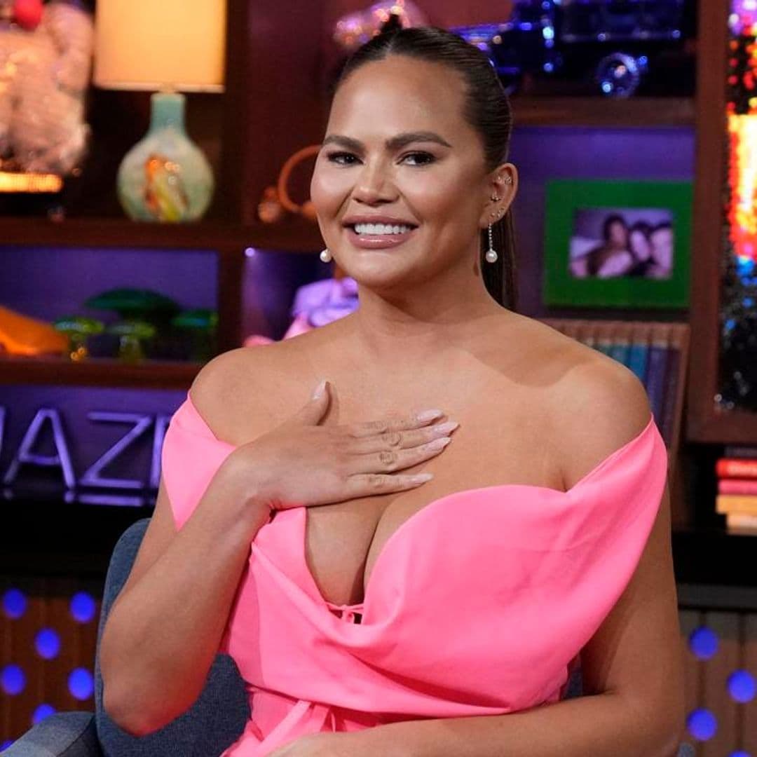 Watch Chrissy Teigen show off her ‘Barbie’ feet