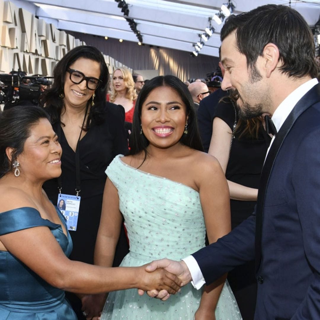 The stirring moment between Yalitza Aparicio's mother and Diego Luna