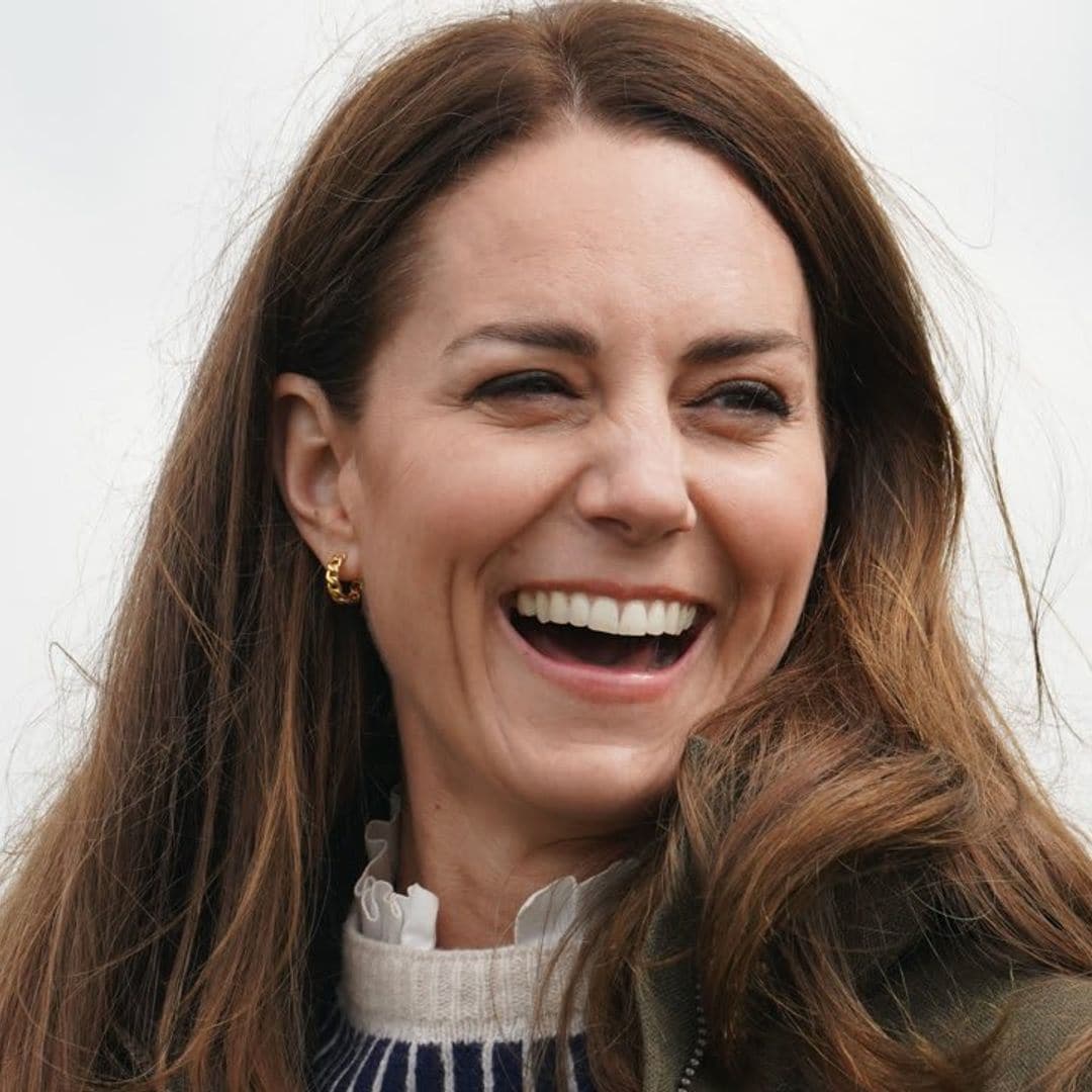 Kate Middleton rides tractor during farm visit with Prince William: Watch