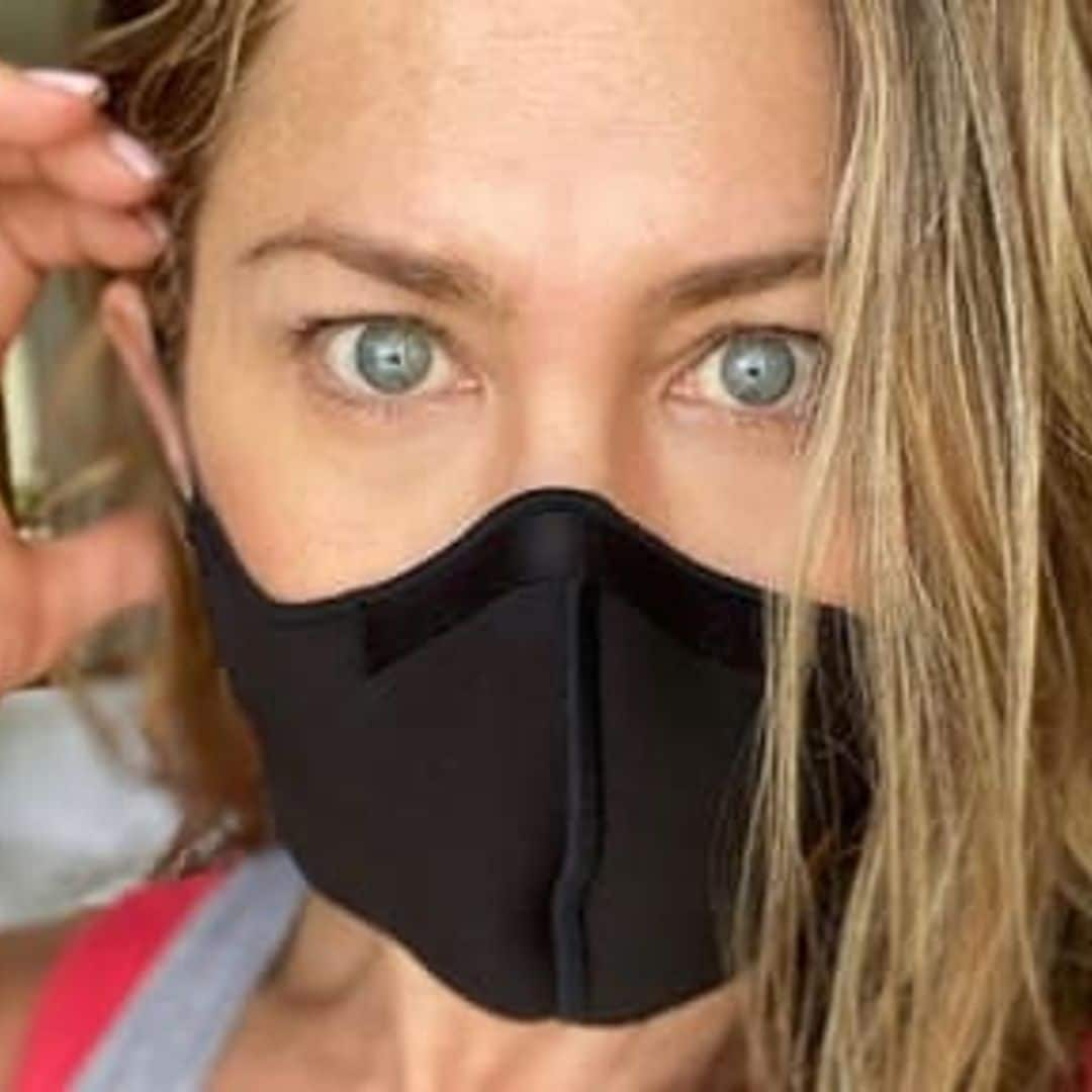 Jennifer Aniston and friends want you to “wear a damn mask”