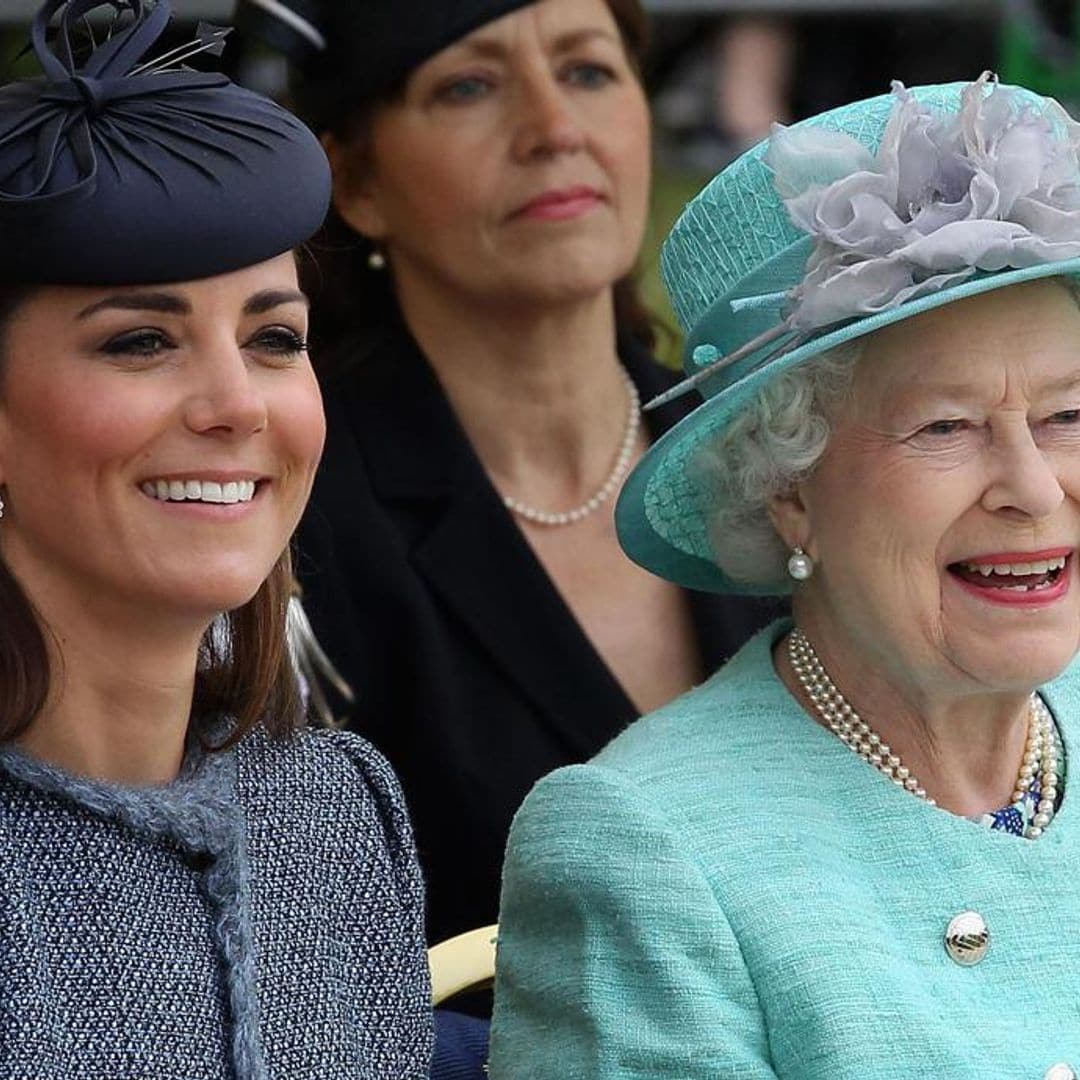 Queen Elizabeth pays tribute to Kate Middleton