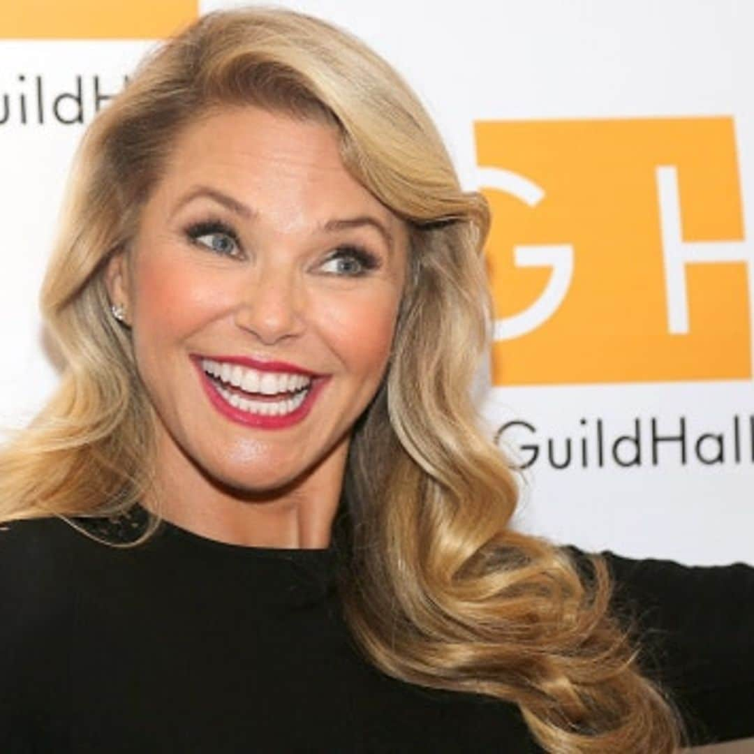 Christie Brinkley injured after trying to save bird while on vacation