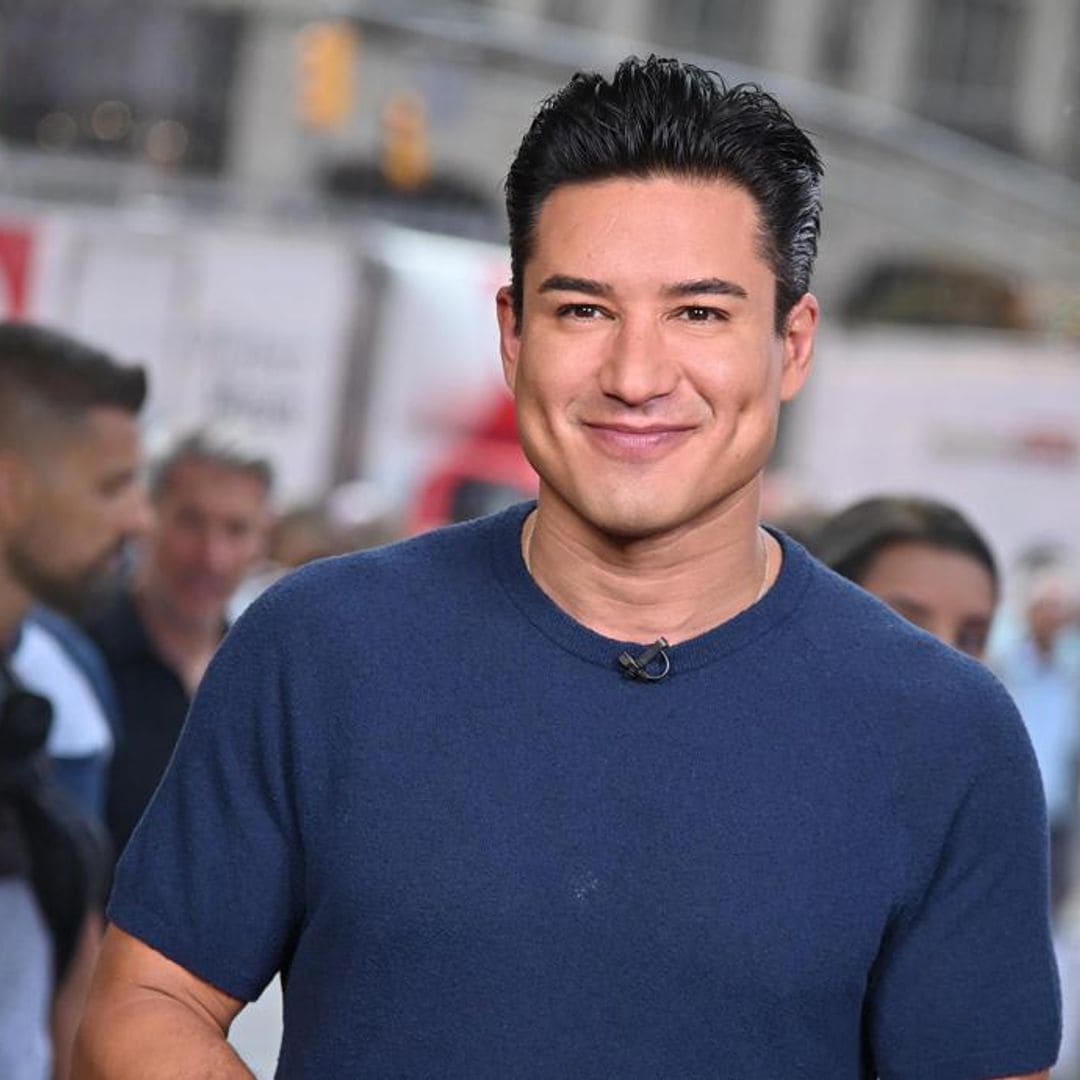 Mario Lopez donates food to local hospital on the frontline fighting against COVID-19